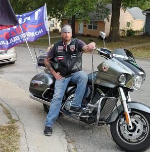 Meet your Posher, Mitchell